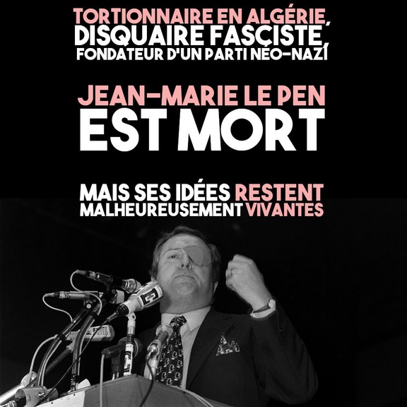 Jean-Marie Le Pen à la tribune pour un discours du Front National.